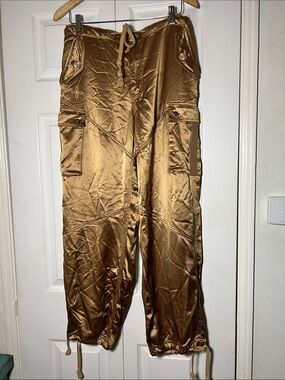 NWOT SMFK Satin Cargo Pant Women’s Medium